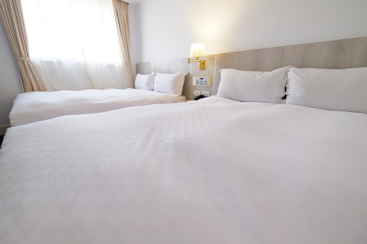 Dynasty Hotel Tainan Eksteriør billede