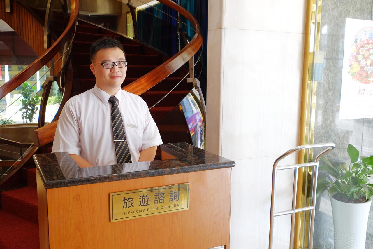 Dynasty Hotel Tainan Eksteriør billede