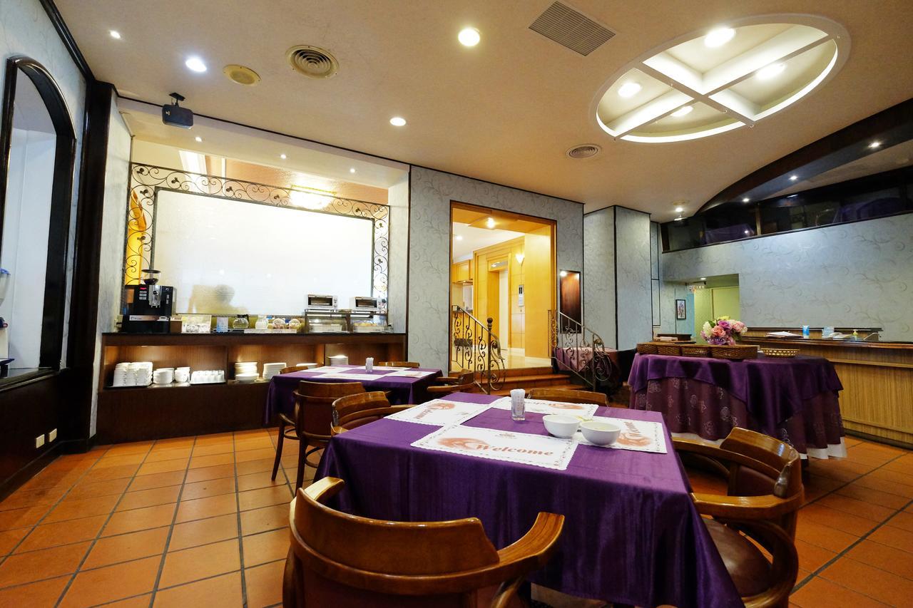 Dynasty Hotel Tainan Eksteriør billede